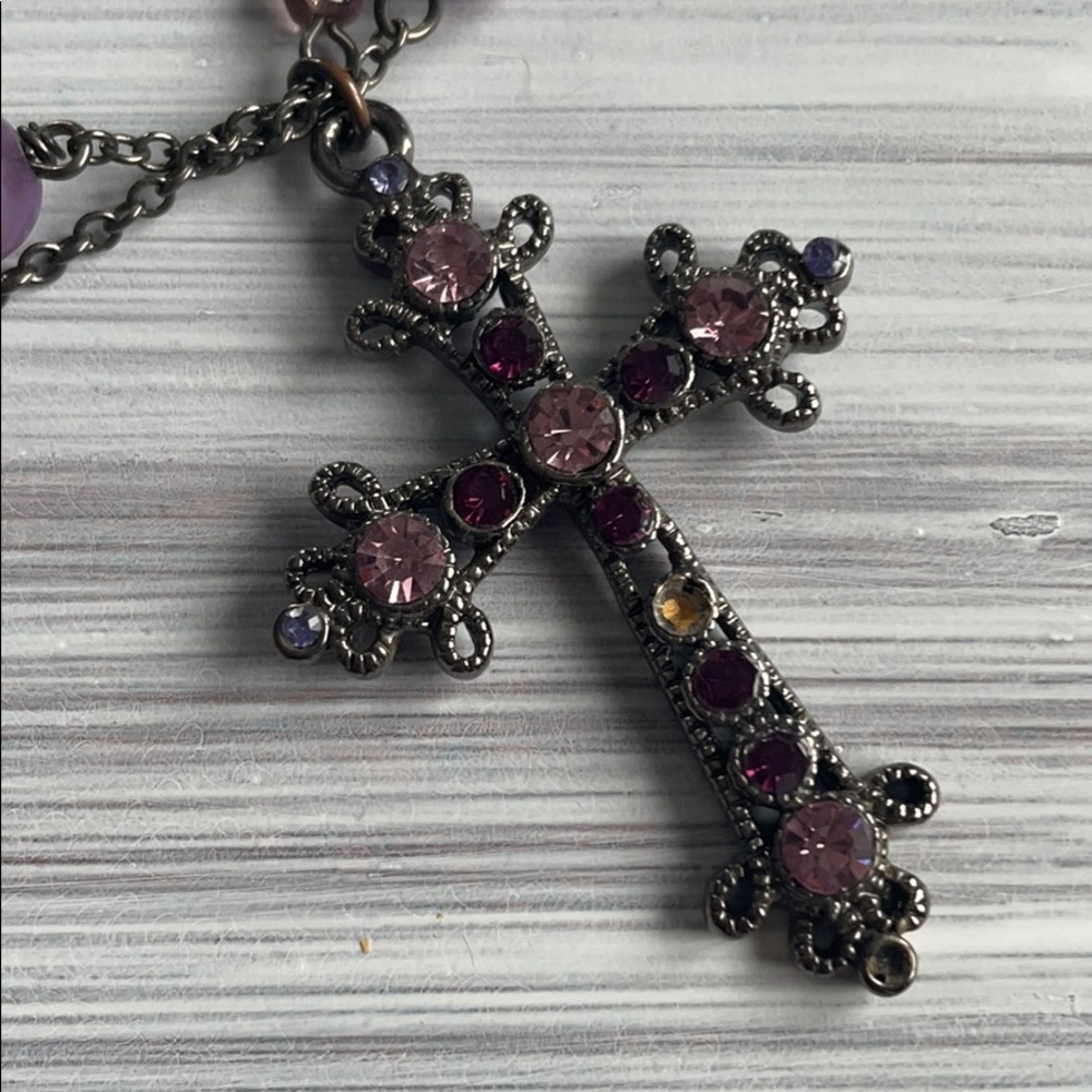 Cross pendent necklace - Picture 2 of 2